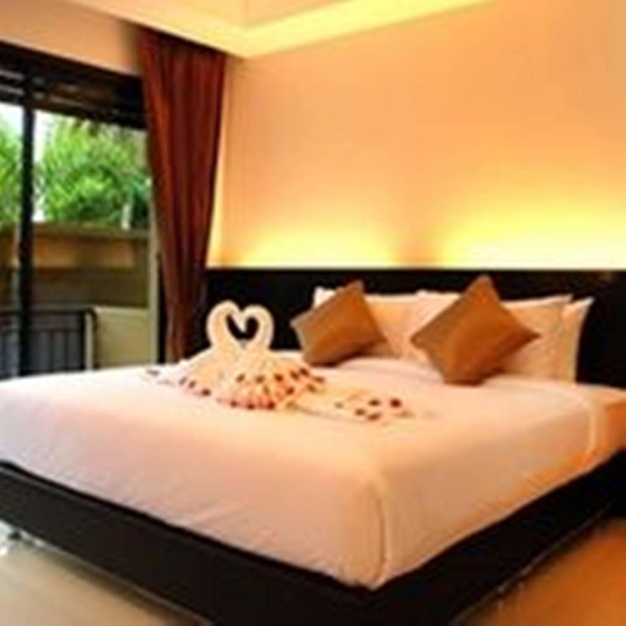 Naiyang Beach Hotel Sha Plus Phuket Exteriér fotografie
