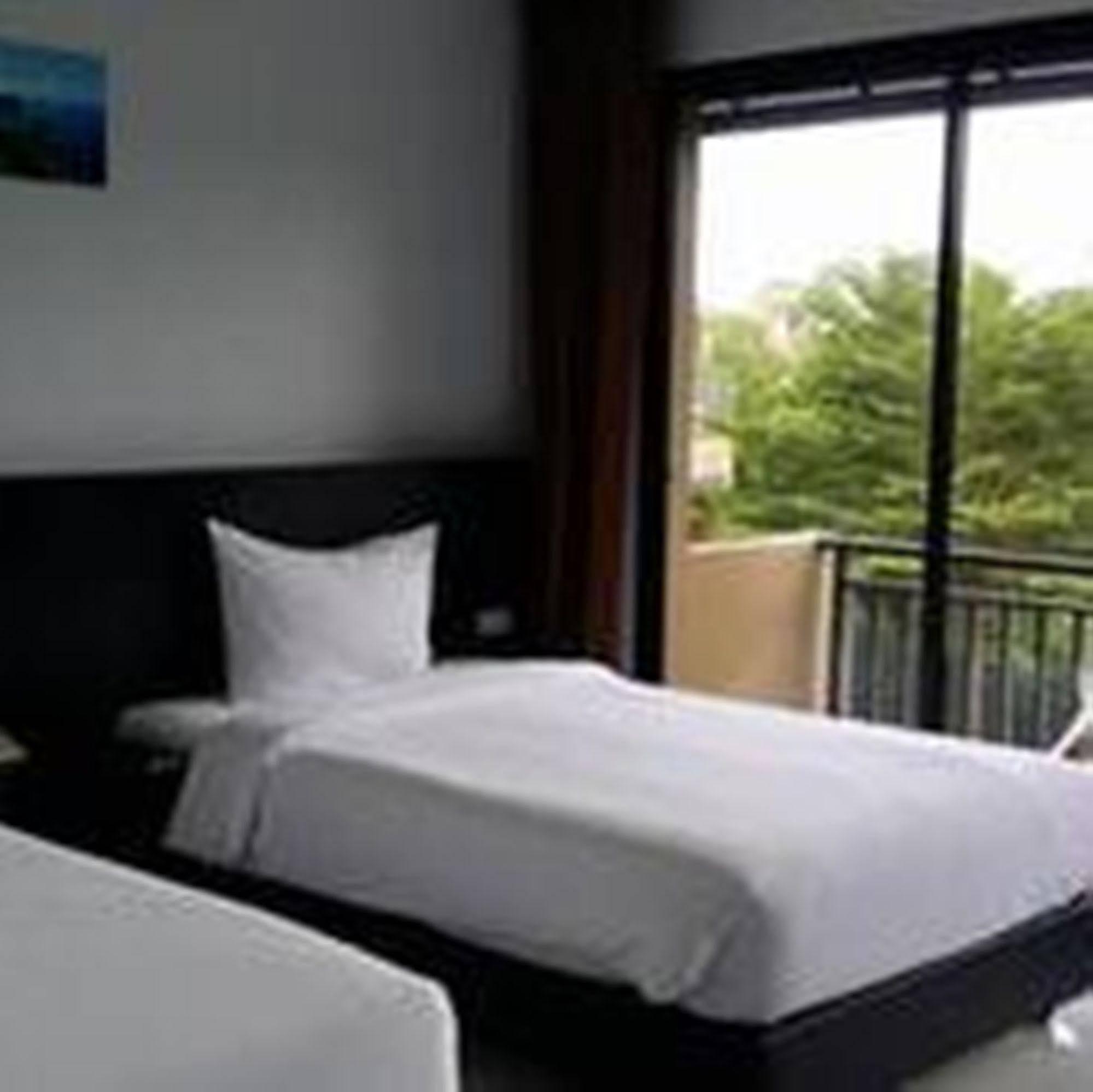 Naiyang Beach Hotel Sha Plus Phuket Exteriér fotografie